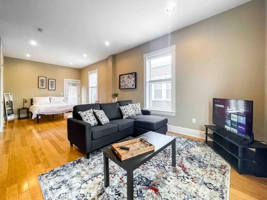 Modern Studio Full Kitchen & Balcony The Hill Tower Grove Exterior photo